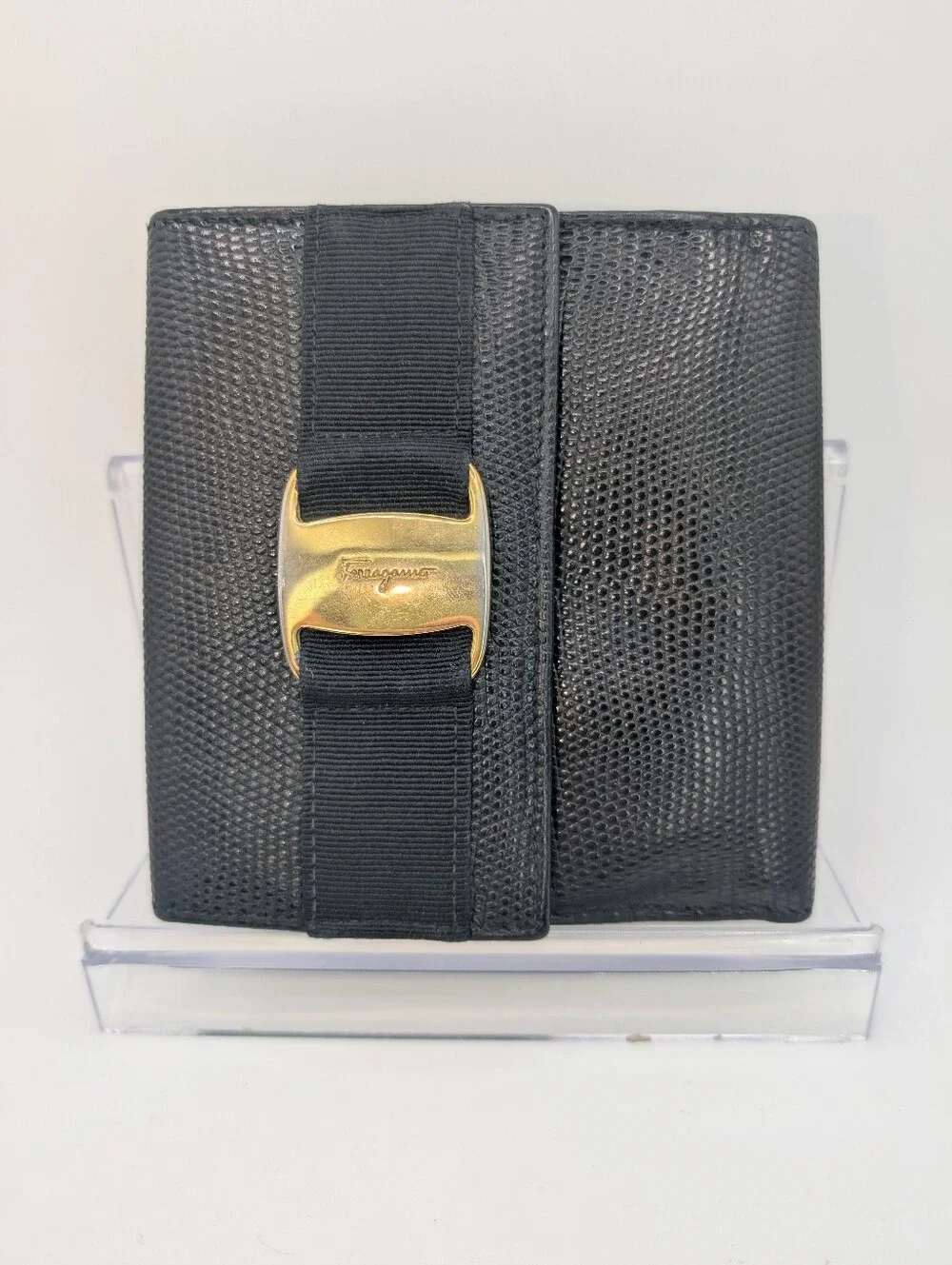 Salvatore Ferragamo Black Textured Vara Bow Wallet with Gold Hardware